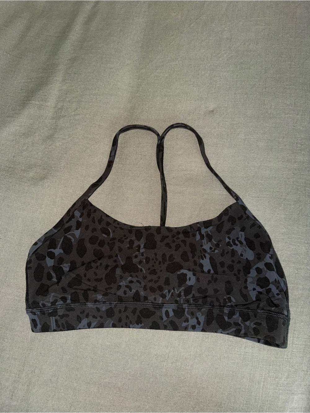 Lululemon flow y bra